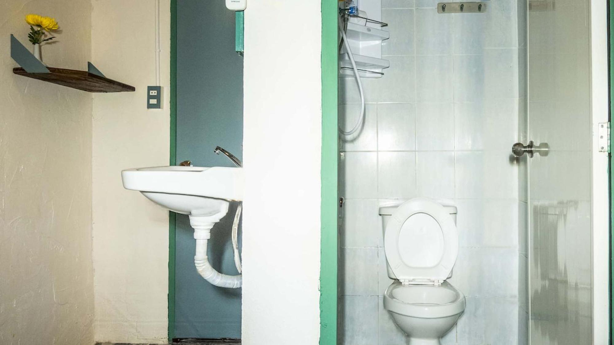 Sabina Guesthouse Kamala Phòng bức ảnh